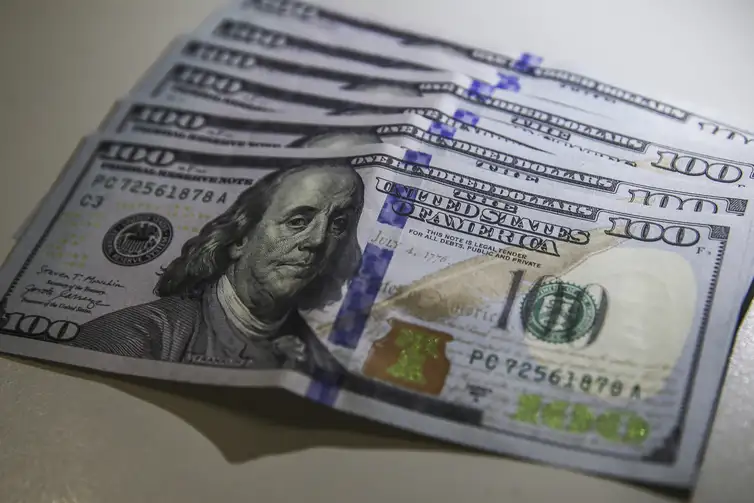 Valter Campanato/Agência Brasil Dólar