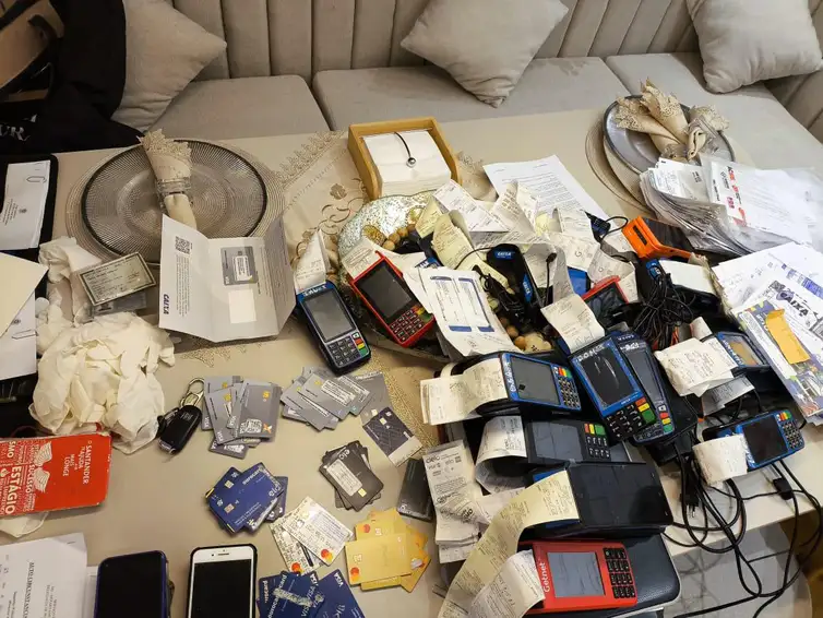 Rio de Janeiro (RJ), 21/08/2025 - PF prende 14 pessoas de quadrilha que criou 330 empresas de fachada.
Foto: Polícia Federal/Divulgação
