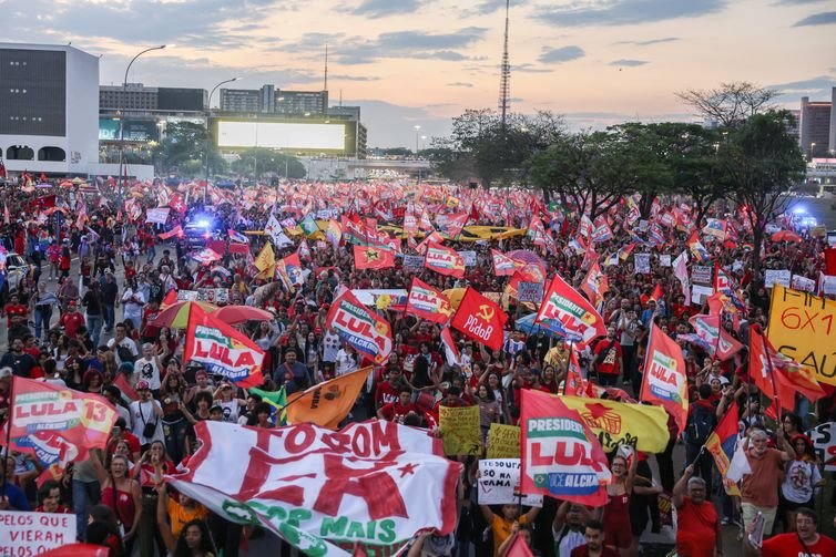 Brasília (DF), 13/10/2026 – Ato em apoio à candidatura de reeleição, Luiz Inácio Lula da Silva à Presidência da República, no Museu da República, em Brasília. 
Foto: Walter Campanato/Agência Brasil.