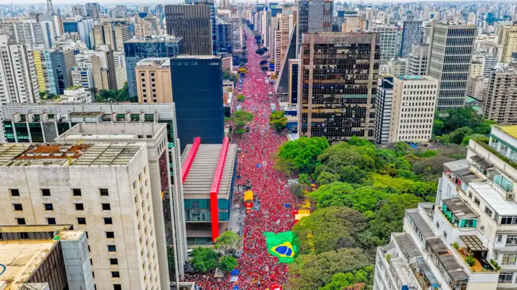 11.10.2026 -  Presidente da República, Luiz Inácio Lula da Silva, durante ato ”Lula em São Paulo, O Brasil Pronto Pra Mais” na Avenida Paulista, em São Paulo - SP. 
Foto: Ricardo Stuckert