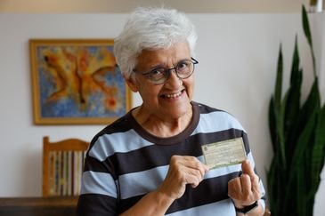 Rio de Janeiro (RJ), 19/10/2026 – Retrato de Suely Mendonça, aposentada de 79 anos que vai exercer o voto nas Eleições de 2026. Foto: Fernando Frazão/Agência Brasil
