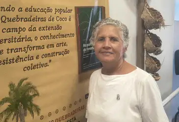 21/10/2026 - Voto das vovós: idosas defendem consciência cidadã contra abstenção. Na foto a eleitora Maria Alaídes Alvas de Souza. Foto: Maria Alaídes Alvas de Souza/ Arquivo Pessoal